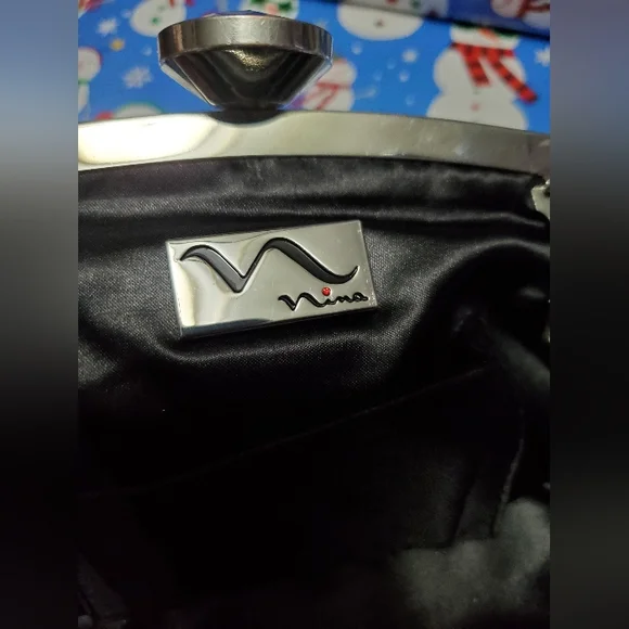 Nina Black Evening clutch/Crossbody bag - Picture 9 of 12